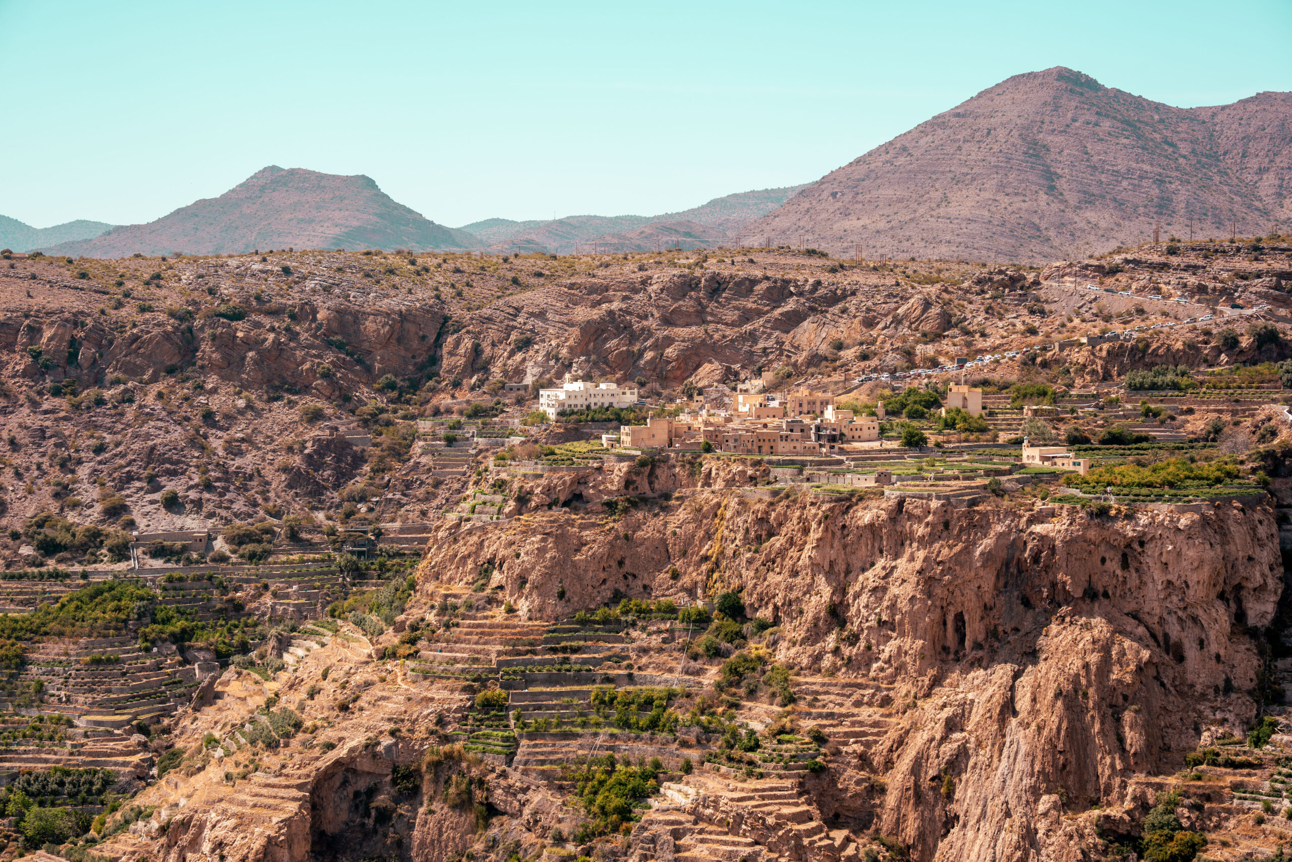 Experience the beauty of oman with infinite tours