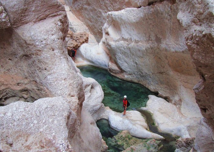 Canyoning Wadi Taab ©Muscat Diving and Adventure Center (2)